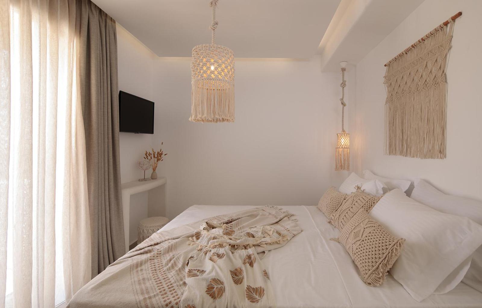 Nymphee Luxury Agia Anna (Naxos)